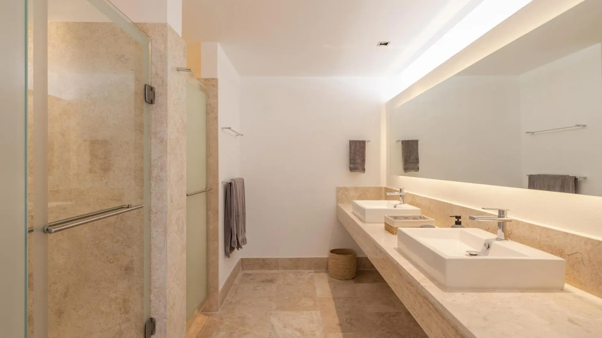 Marina Vista Retreat In Cancun La Amada Mexico