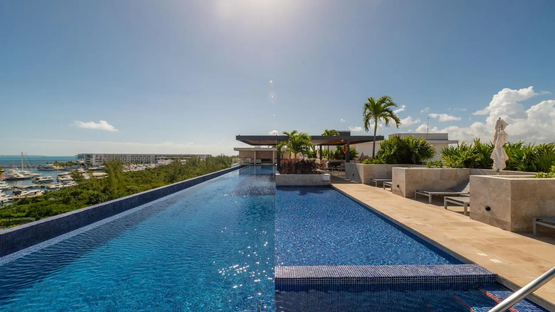 公寓 Marina Vista Retreat In Cancun La Amada