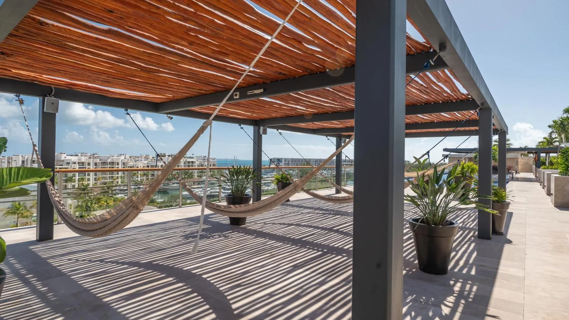 Marina Vista Retreat In Cancun La Amada 公寓