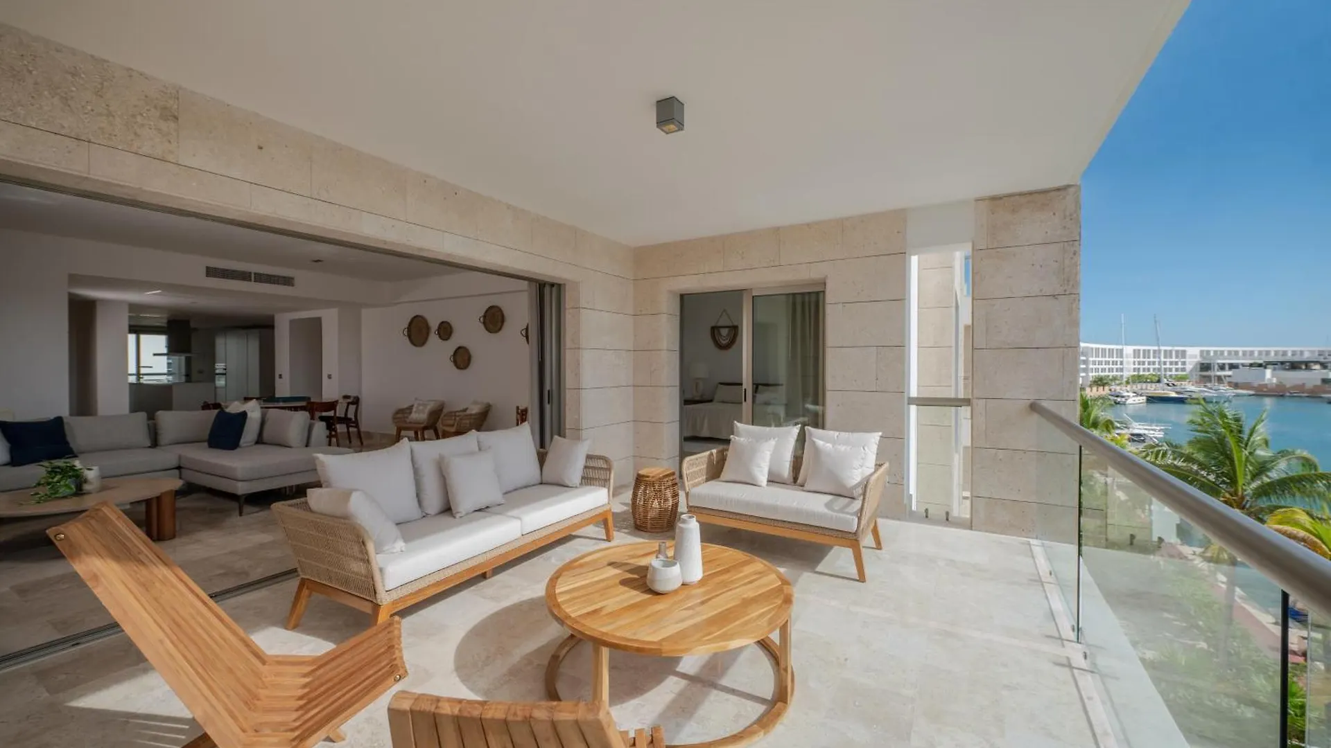 Marina Vista Retreat In Cancun La Amada 公寓